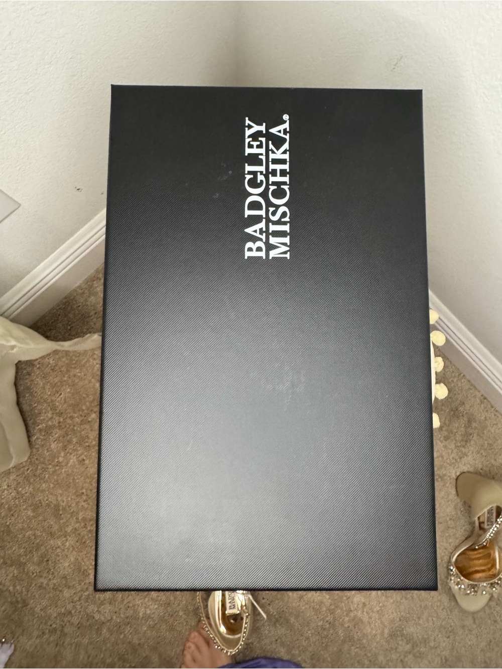 * New In Box * Badgley Mischka Finesse Satin Pumps w/ Crystals Size 7.5 - Picture 16 of 16
